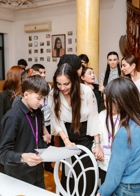 Leyla Aliyeva, Arzu Aliyeva, and Alena Aliyeva visit “Support for Living” Center (PHOTO)