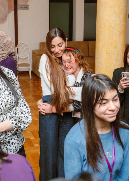 Leyla Aliyeva, Arzu Aliyeva, and Alena Aliyeva visit “Support for Living” Center (PHOTO)