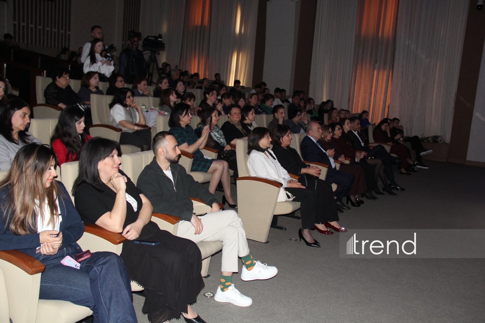 Baku hosts memorial evening “Let's talk about you, Humay” – citizen of world with rich spiritual culture (PHOTO)