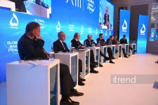 Second day of 13th Global Baku Forum underway (PHOTO)