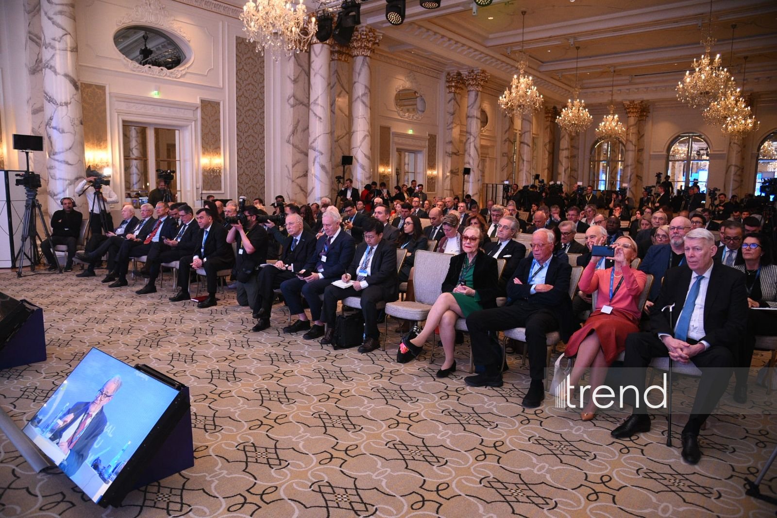 Second day of 13th Global Baku Forum underway (PHOTO)