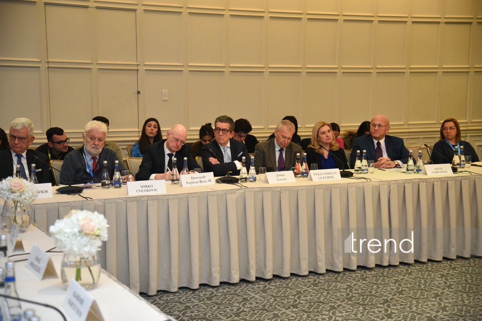 Additional discussions underway at XIII Global Baku Forum (PHOTO)