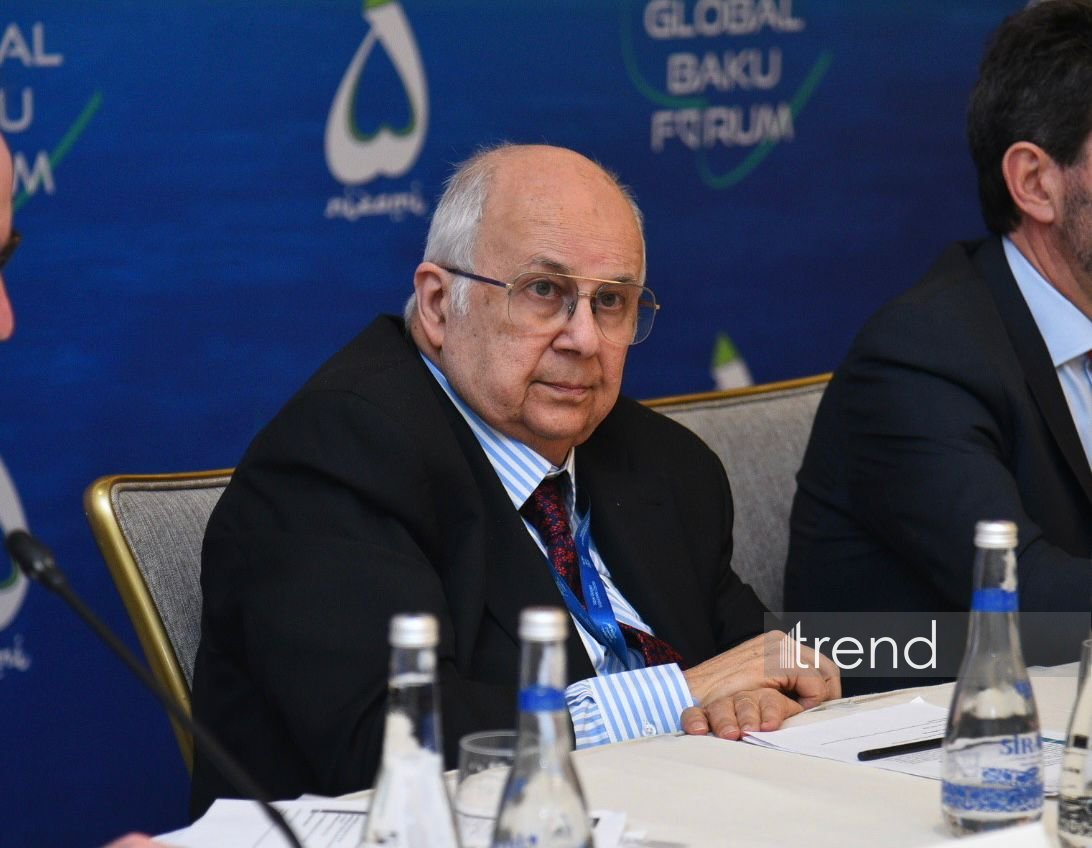 Additional discussions underway at XIII Global Baku Forum (PHOTO)