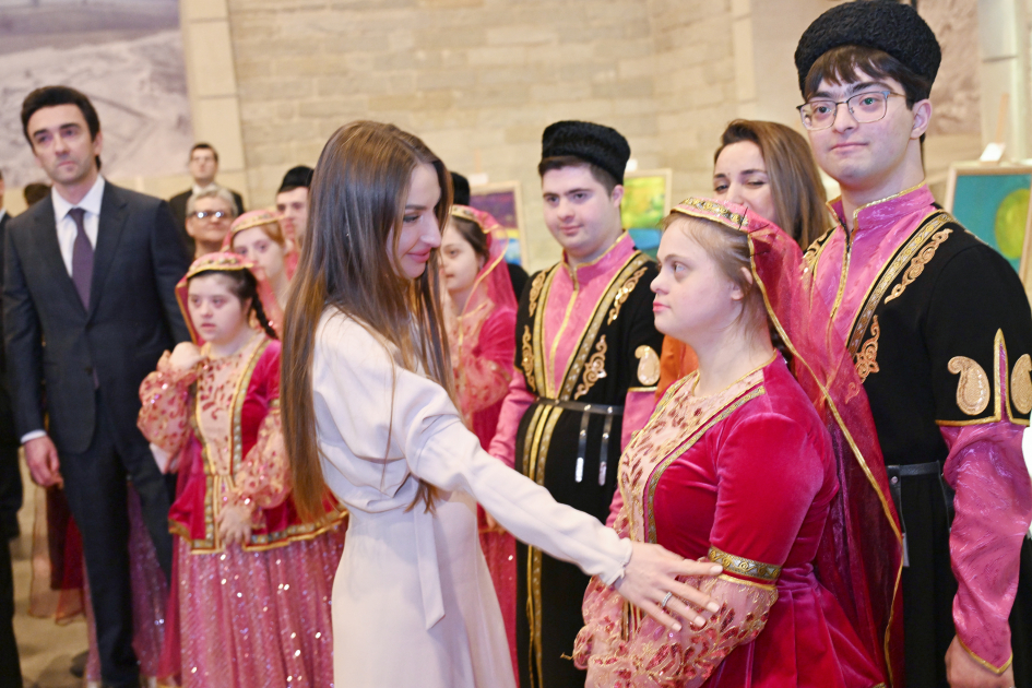 Inclusive art exhibition “Beyond the Frame” opens at Stone Chronicle Museum (PHOTO)