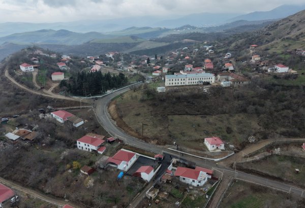 New group of ex-IDPs returns home to Girmizi Bazar settlement in Azerbaijan's Khojavend