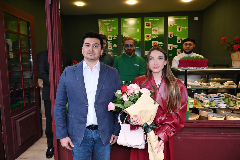 Alena Aliyeva visits Novruz fair (PHOTO)