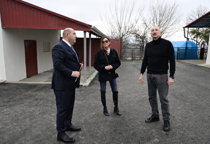 President Ilham Aliyev, First Lady Mehriban Aliyeva inspect restoration of individual houses and infrastructure in Khanoba village of Khojavend (PHOTO)