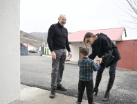 President Ilham Aliyev, First Lady Mehriban Aliyeva inspect restoration of individual houses and infrastructure in Khanoba village of Khojavend (PHOTO/VIDEO)