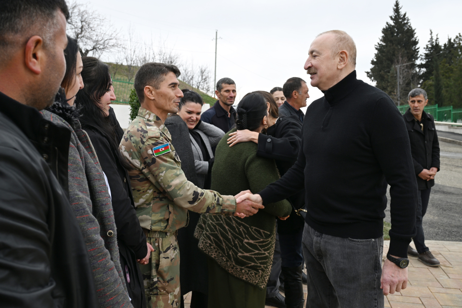 President Ilham Aliyev, First Lady Mehriban Aliyeva inspect restoration of individual houses and infrastructure in Khanoba village of Khojavend (PHOTO/VIDEO)