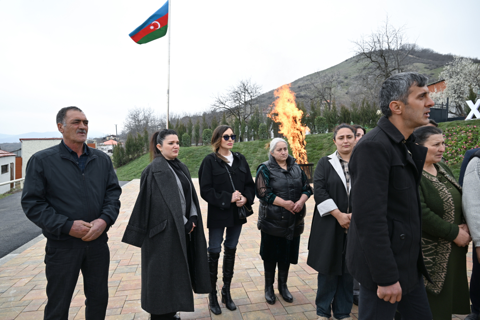 President Ilham Aliyev, First Lady Mehriban Aliyeva inspect restoration of individual houses and infrastructure in Khanoba village of Khojavend (PHOTO/VIDEO)