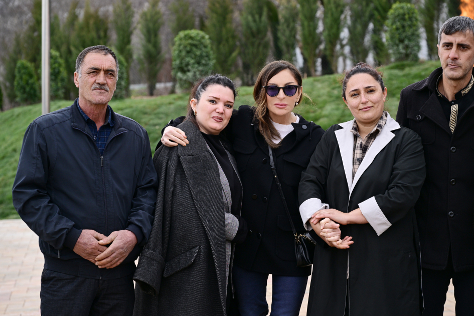 President Ilham Aliyev, First Lady Mehriban Aliyeva inspect restoration of individual houses and infrastructure in Khanoba village of Khojavend (PHOTO/VIDEO)