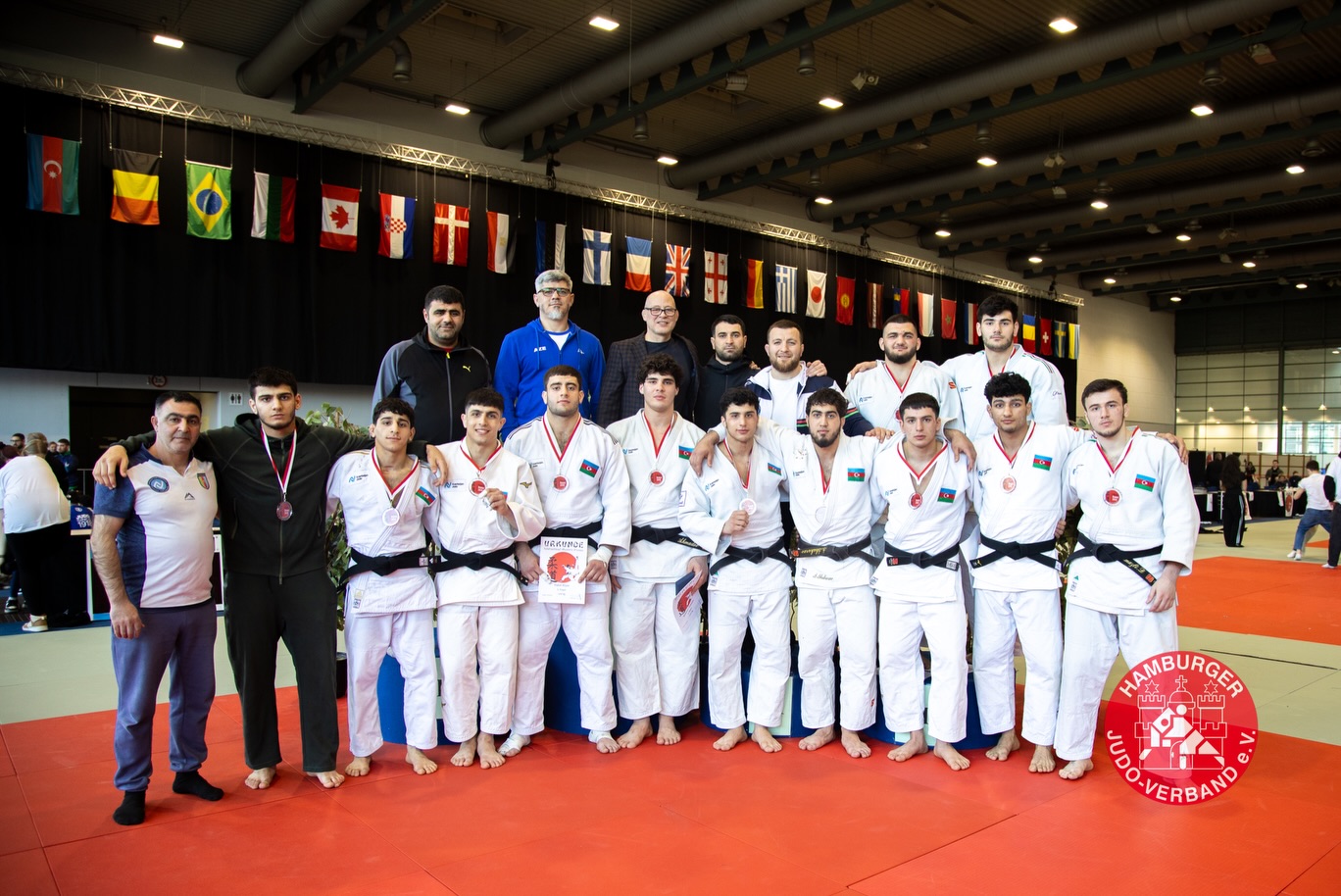 Azerbaijan takes team gold at Bremen Masters Tournament (PHOTO)