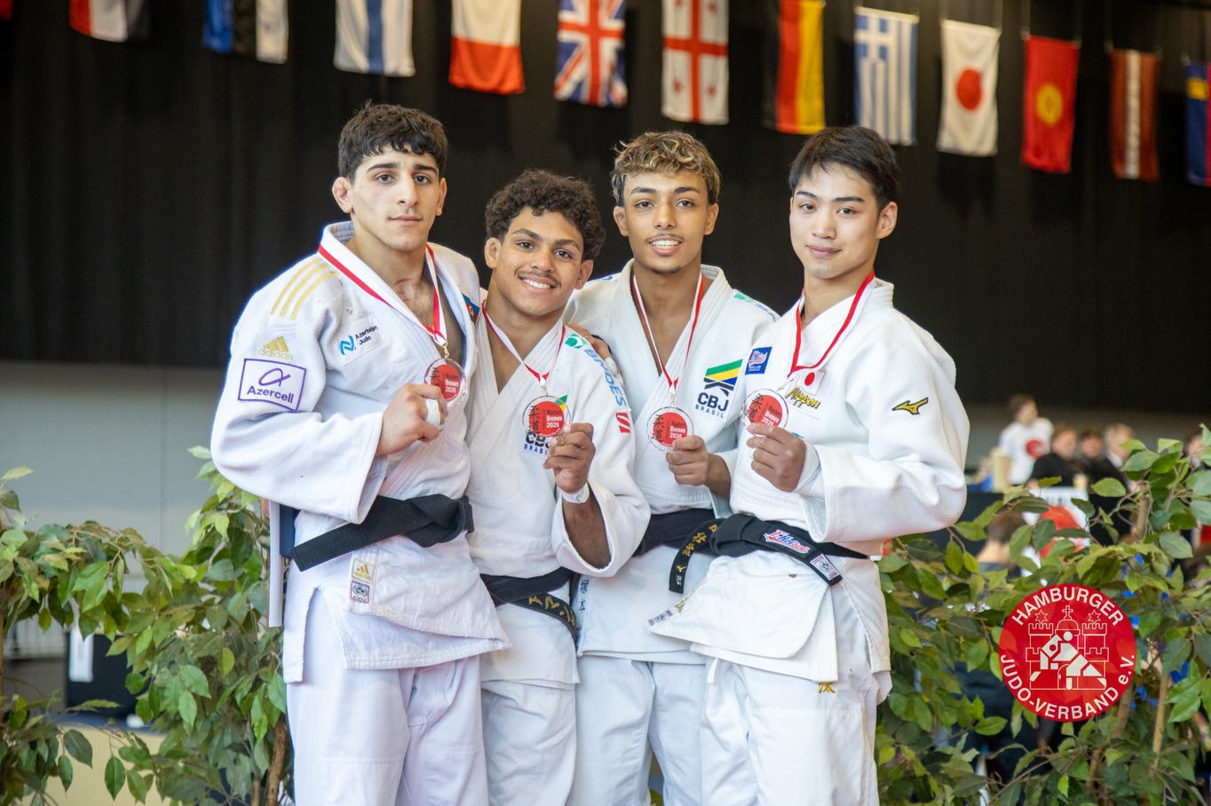 Azerbaijan takes team gold at Bremen Masters Tournament (PHOTO)