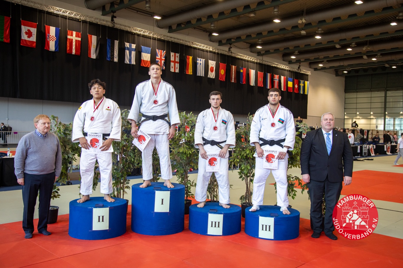 Azerbaijan takes team gold at Bremen Masters Tournament (PHOTO)