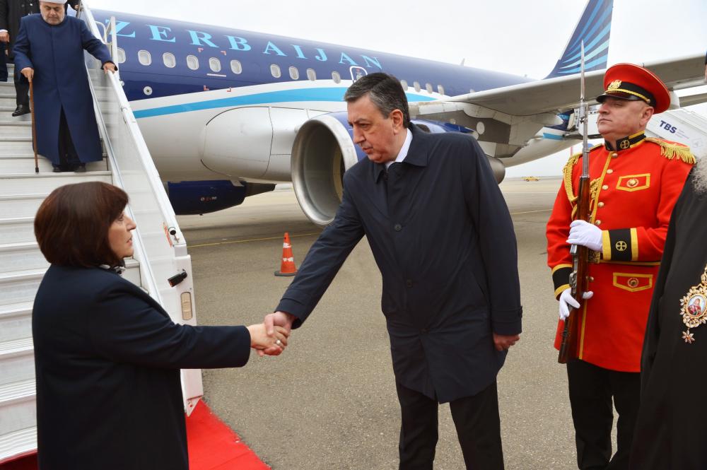 Azerbaijani parliament speaker arrives in Georgia on visit (PHOTO)