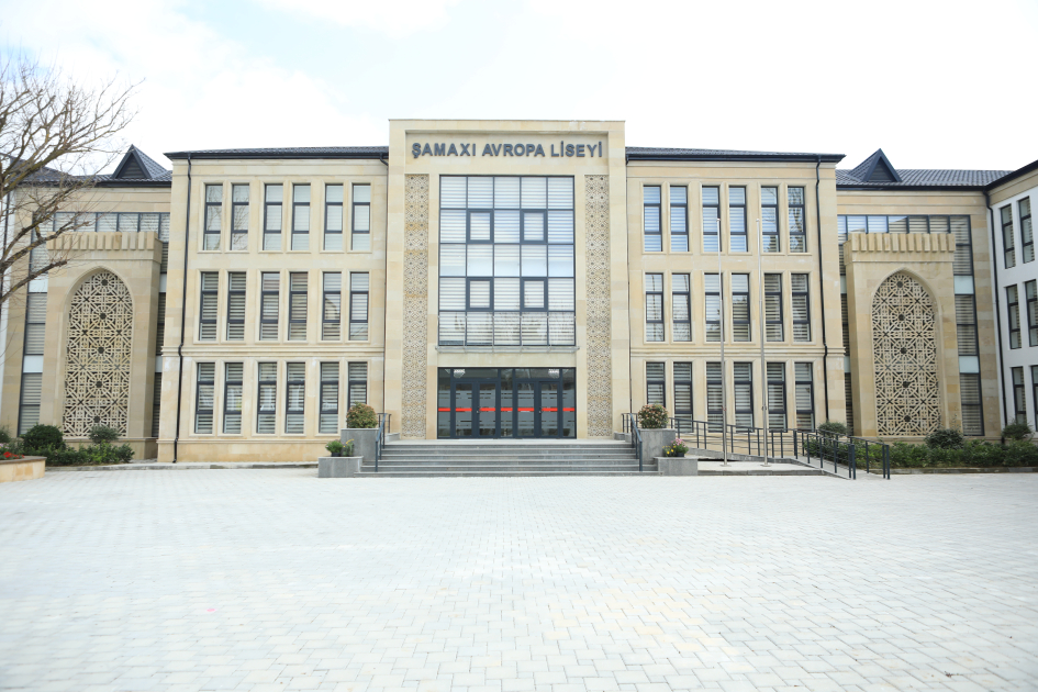 President Ilham Aliyev attends opening of new building of Shamakhi European Lyceum (PHOTO)