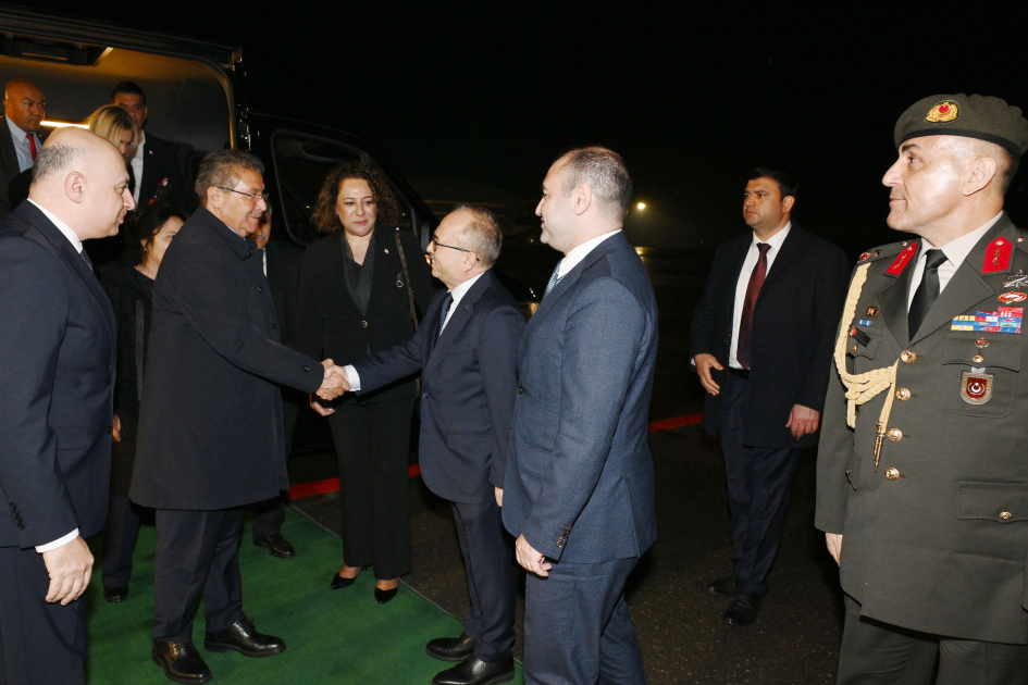 PM of Turkish Republic of Northern Cyprus arrives in Azerbaijan (PHOTO)