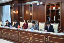 Azerbaijan, China review diplomatic relations (PHOTO)