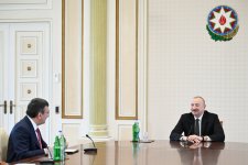 President Ilham Aliyev receives participants of meeting of heads of government of OTS member states (PHOTO/VIDEO)
