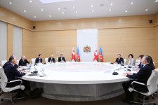 President Ilham Aliyev holds expanded meeting with Prime Minister of Georgia Irakli Kobakhidze (PHOTO)