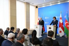 President Ilham Aliyev, Georgian Prime Minister make press statements (PHOTO)