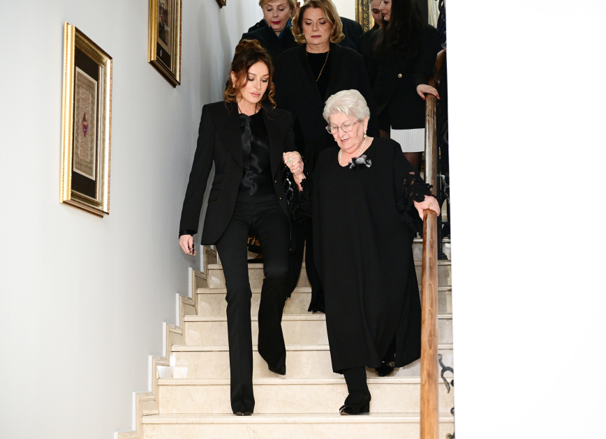 First Lady Mehriban Aliyeva visits Museum of Azerbaijani Culture named after Mirza Fatali Akhundzade in Tbilisi (PHOTO)