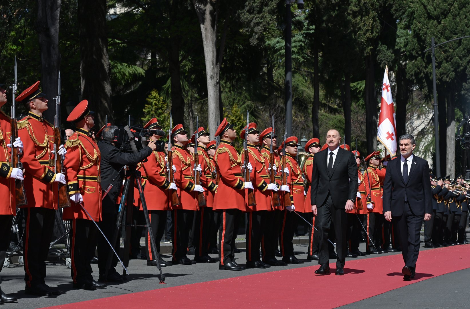 Official welcome ceremony for President Ilham Aliyev concludes in Tbilisi (PHOTO)