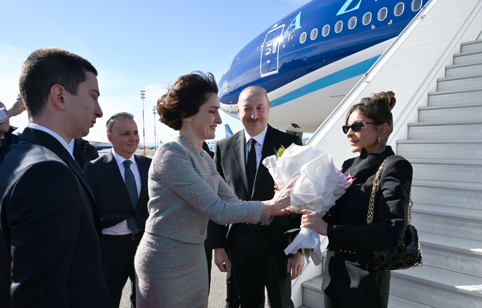 President Ilham Aliyev arrives in Georgia on state visit (PHOTO/VIDEO)