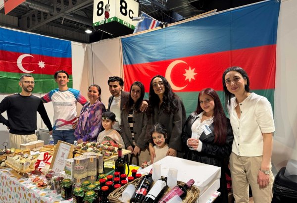 Azerbaijani stand attracts great interest in Luxembourg (PHOTO)