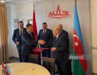 Minsk hosts deal signing ceremony for new batch of municipal vehicles based on MAZ chassis at Ganja Automobile Plant (PHOTO)