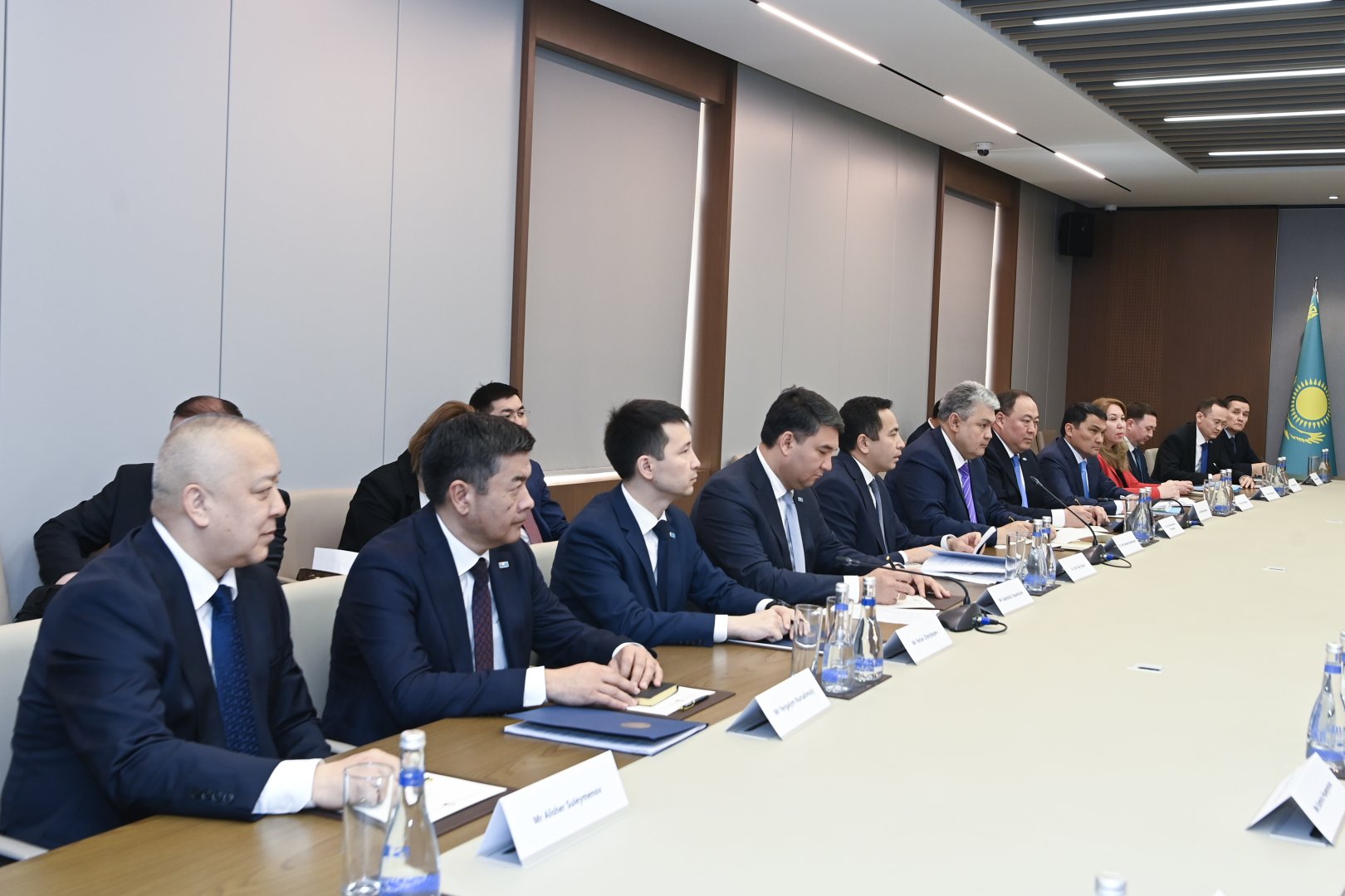 Azerbaijani and Kazakh foreign ministers discuss Middle Corridor (PHOTO)