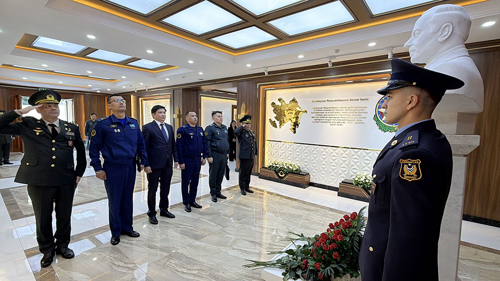 Azerbaijan, Kazakhstan explore new frontiers for military collaboration (PHOTO)