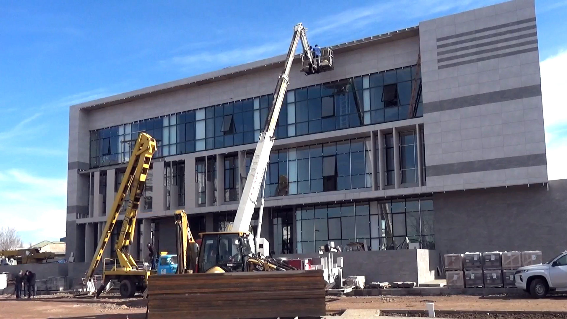 Azerbaijan accelerates Nakhchivan grid overhaul as it eyes link to regional energy corridor (PHOTO)