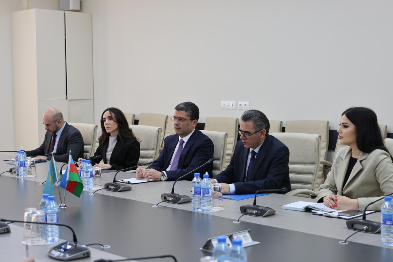 Azerbaijan and Kazakhstan discuss new opportunities in media partnership (PHOTO)