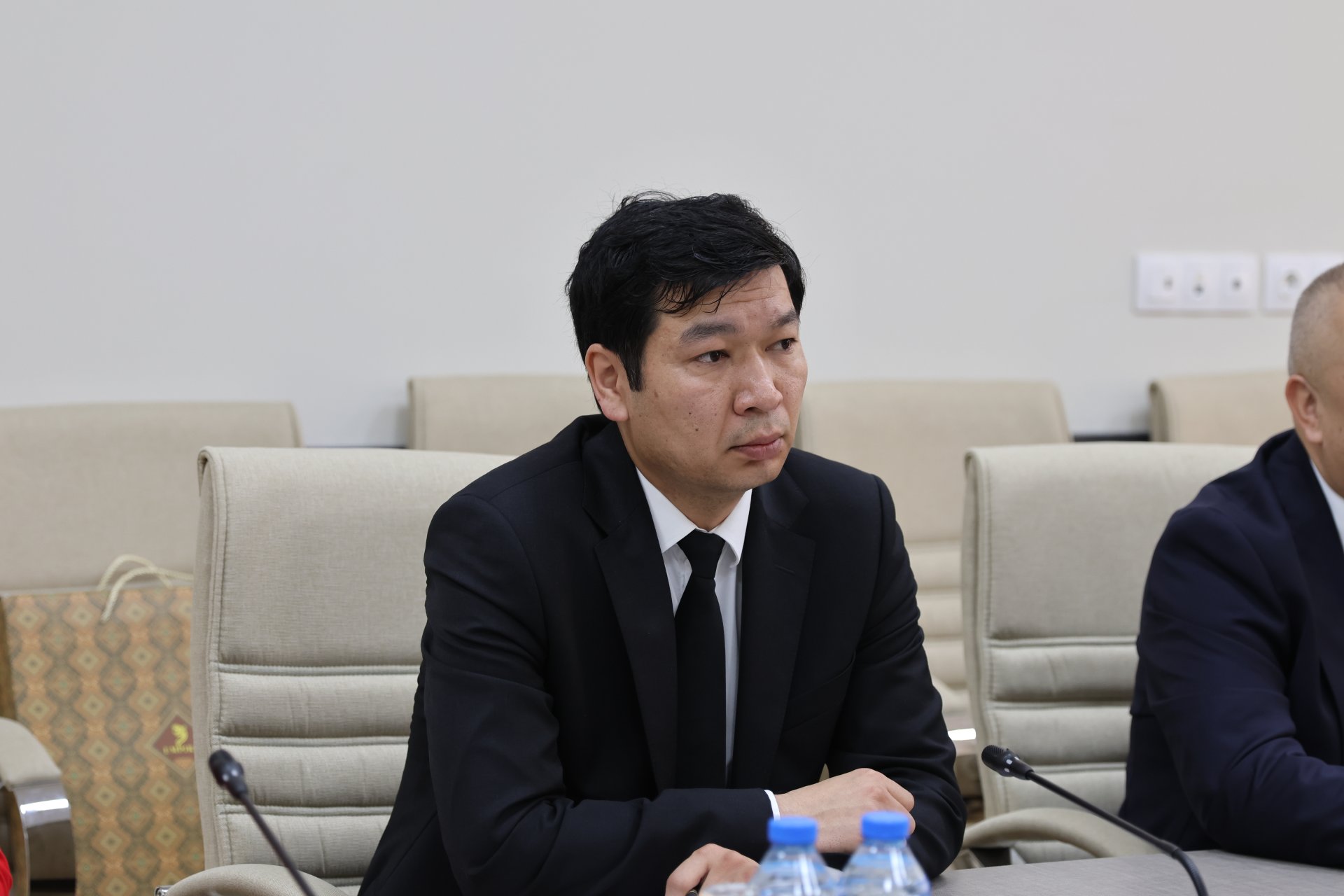 Azerbaijan and Kazakhstan discuss new opportunities in media partnership (PHOTO)