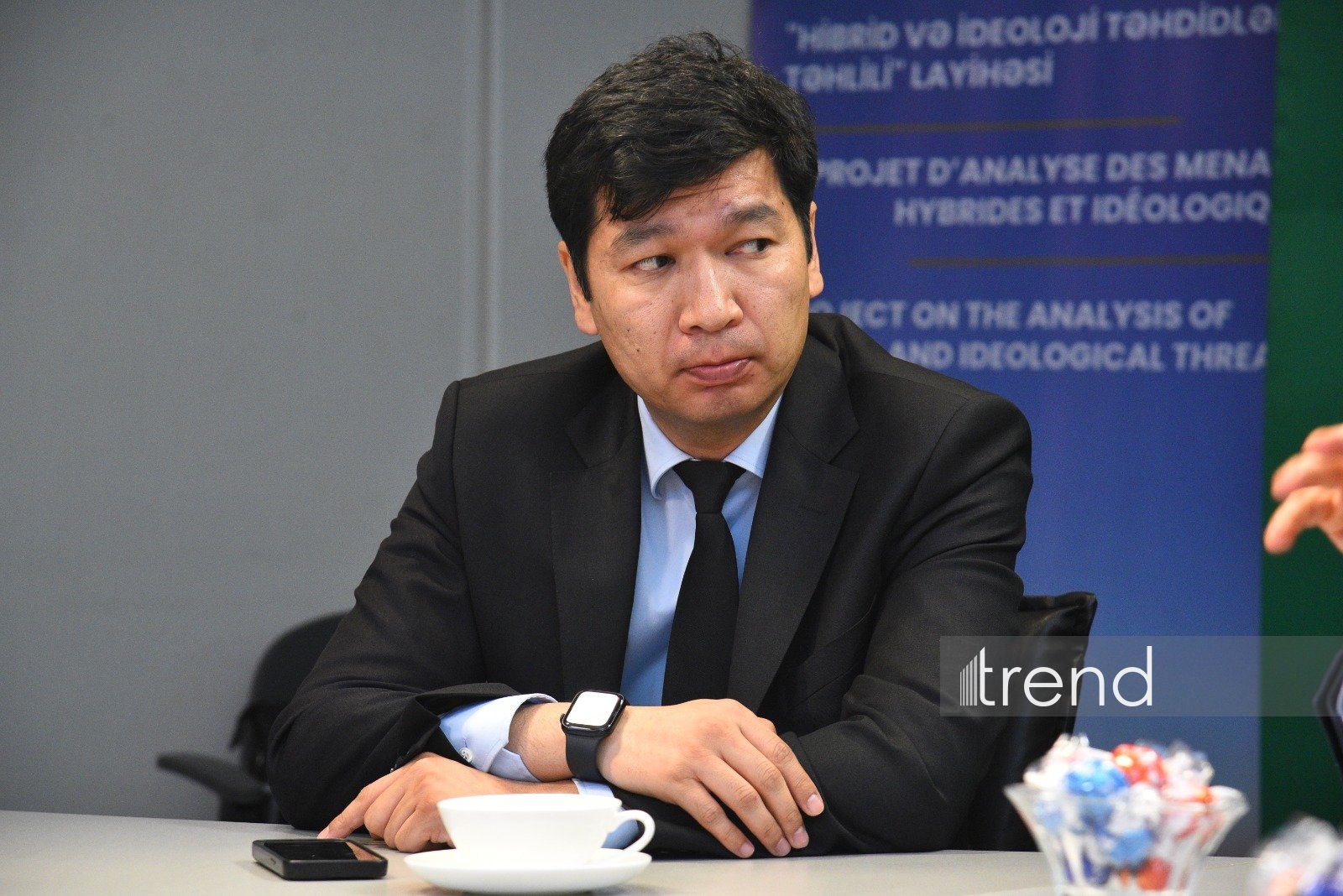 Kazakhstan’s Vice Minister of Culture and Information and Chairman of International Information Committee of Kazakh Foreign Ministry visit Trend News Agency office (PHOTO)