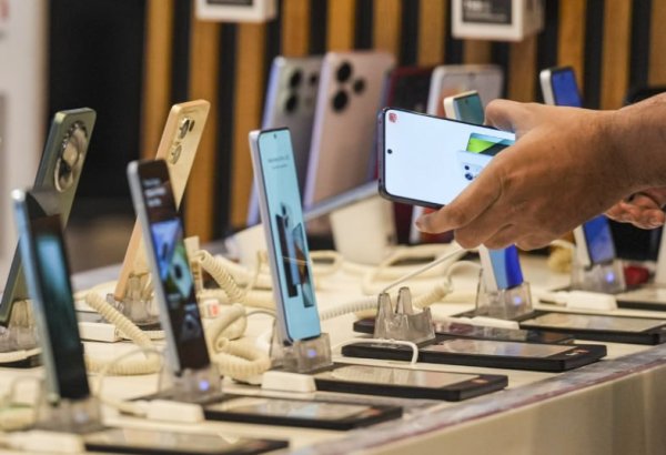 Uzbekistan increases smartphone imports by over 25%