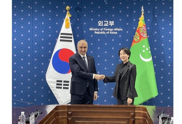 Turkmenistan and South Korea hold key political consultations