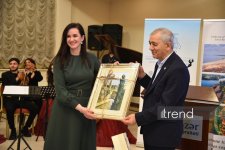 'Not All of Them: Portraits of War Refugees' exhibition ceremony wraps up in Baku (PHOTO)