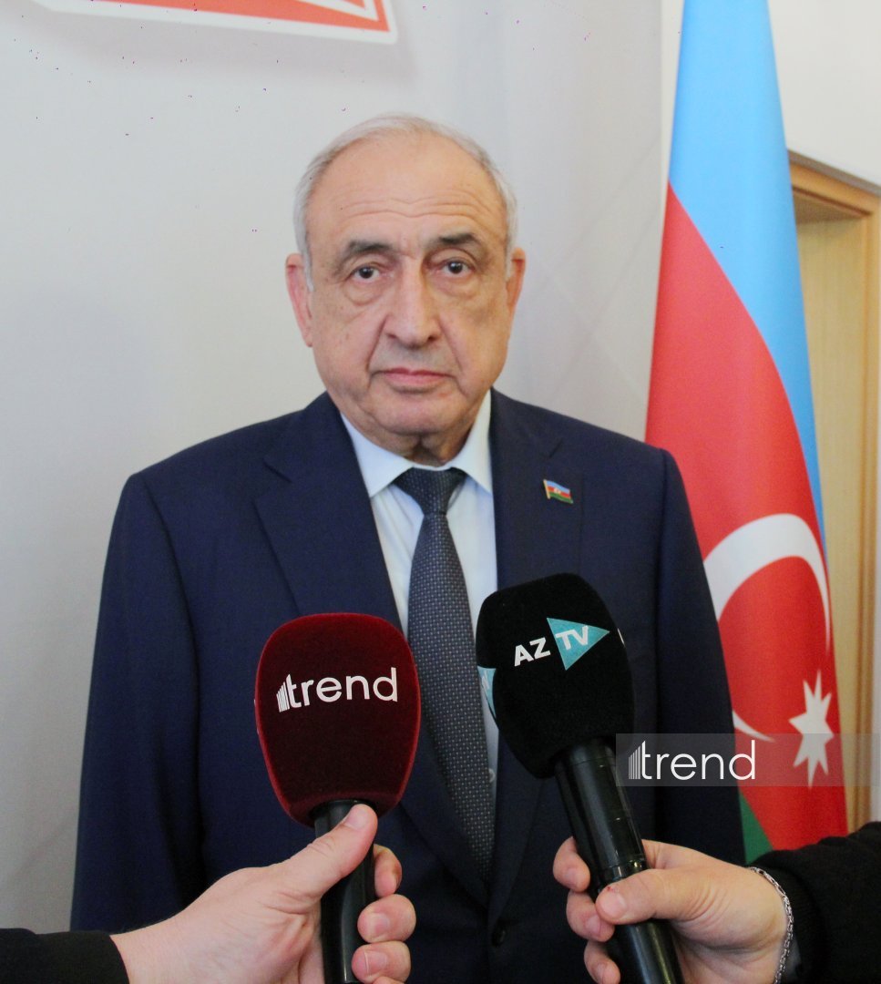 Azerbaijani and Belarusian ambassadors hail new Ganja-Minsk factory deal (PHOTO)