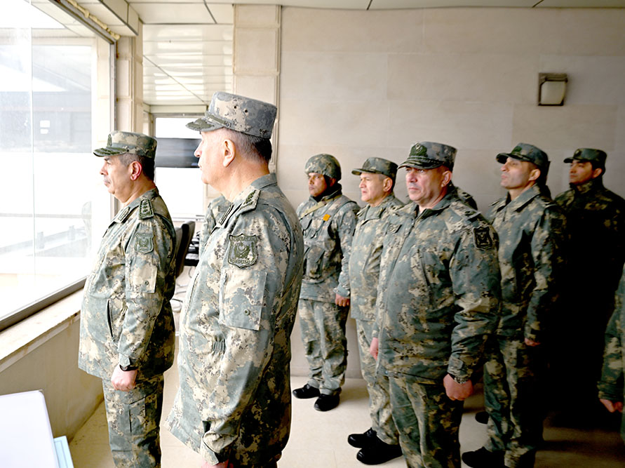 Leadership of Ministry of Defense inspects progress of tactical exercise (PHOTO)