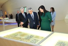 Lithuanian Prime Minister visits Heydar Aliyev Center in Baku (PHOTO)