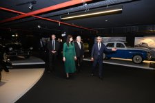 Lithuanian Prime Minister visits Heydar Aliyev Center in Baku (PHOTO)