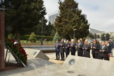 Türkiye, Northern Cyprus parliamentary reps pay tribute at Azerbaijan’s memorial sites (PHOTO)