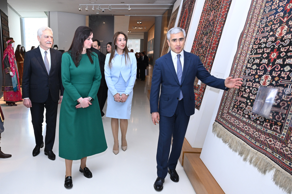Lithuanian Prime Minister visits Heydar Aliyev Center in Baku (PHOTO)