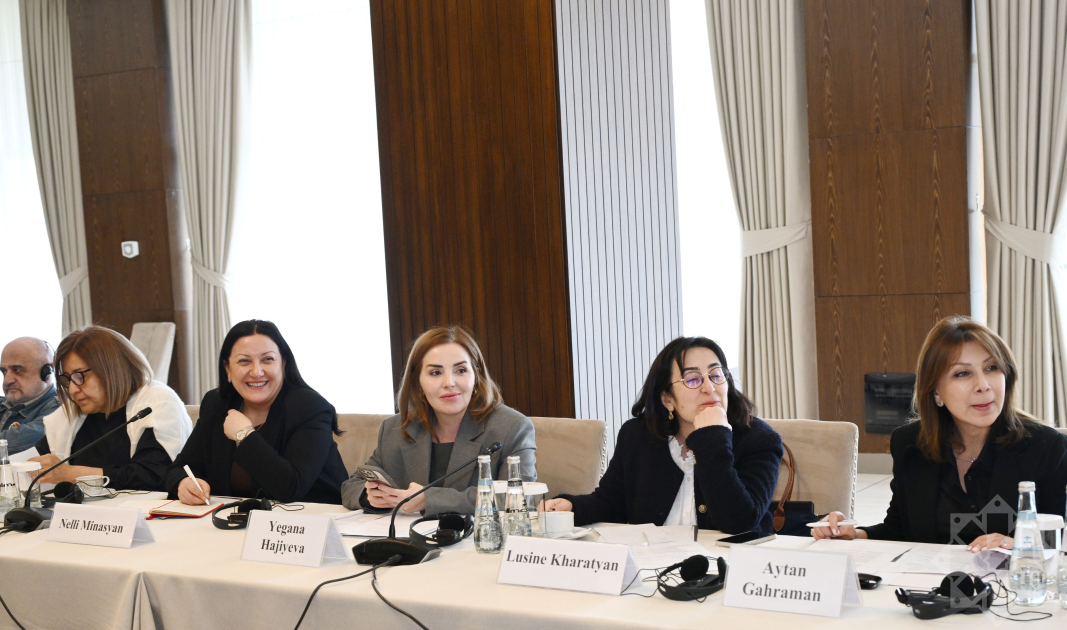 Roundtable discussion between Azerbaijan and Armenia continues in Gabala as part of Peace Bridge initiative (PHOTO)