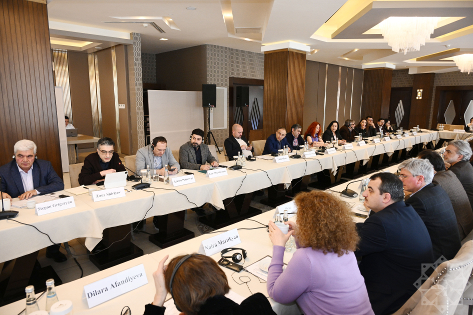Roundtable discussion between Azerbaijan and Armenia continues in Gabala as part of Peace Bridge initiative (PHOTO)
