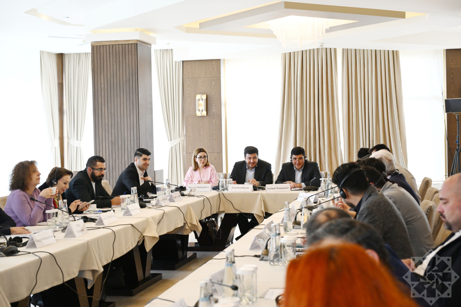 Roundtable discussion between Azerbaijan and Armenia continues in Gabala as part of Peace Bridge initiative (PHOTO)