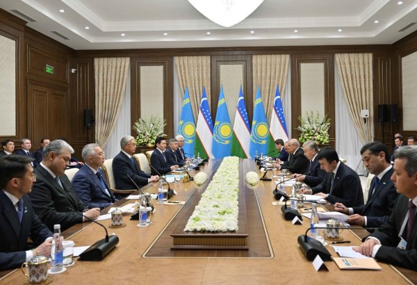 Kazakhstan, Uzbekistan agree on intergovernmental roadmap to boost economic co-op