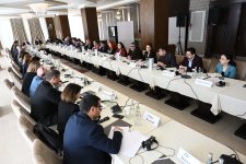 Azerbaijani Presidential Aide meets with Azerbaijani and Armenian civil society reps within Peace Bridge initiative (PHOTO/VIDEO)